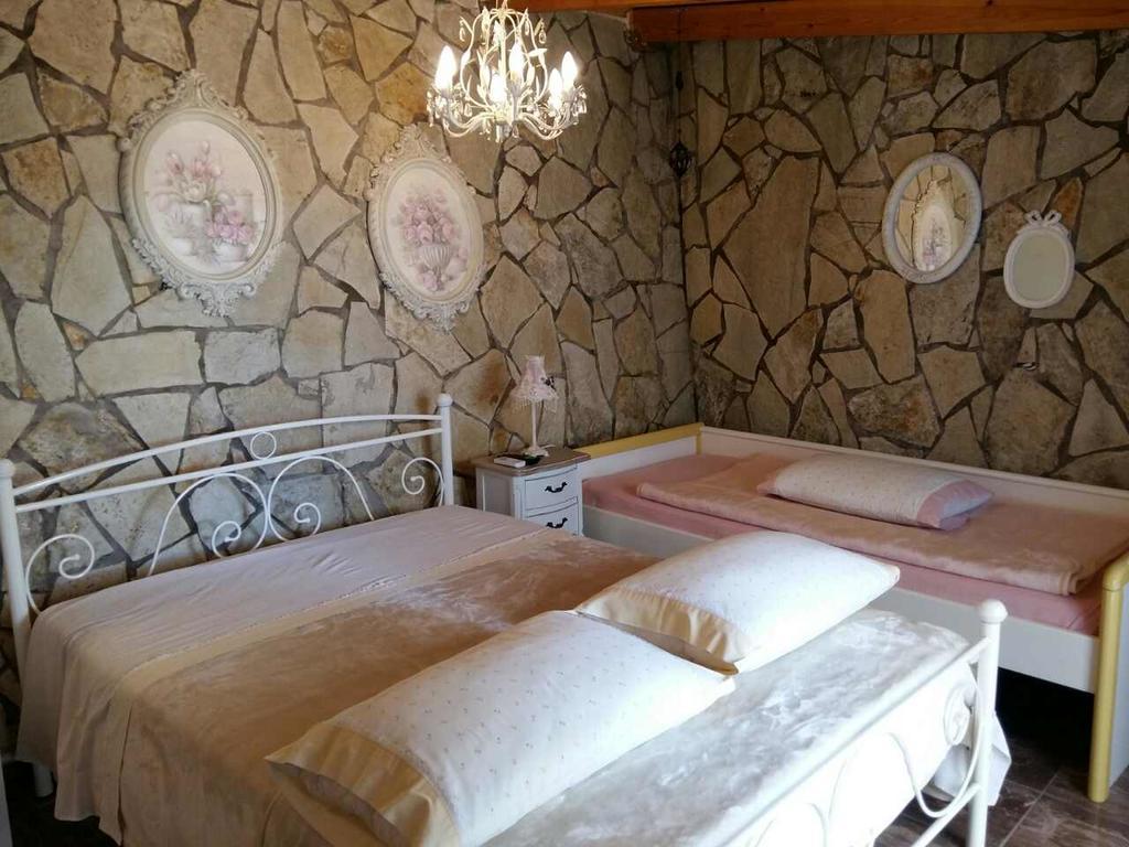 Kristallia Rooms Монастираки Экстерьер фото